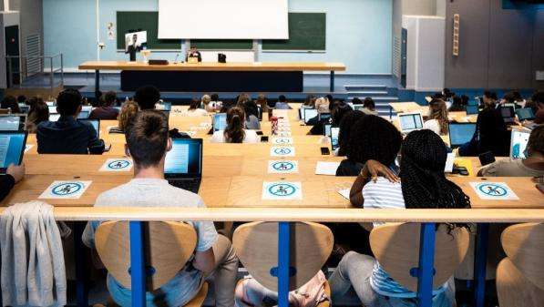 Étudiants : retour à l’université pour les premières années