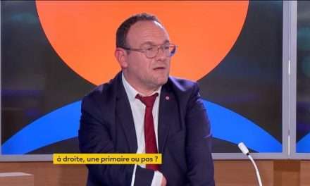 Présidentielle 2022 : “si les militants” Les Républicains “font le choix d’une primaire” à droite, “il faudra le respecter”, estime Damien Abad