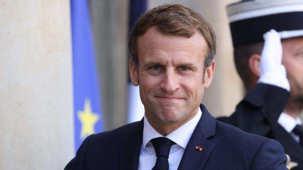 Présidentielle 2022 : Emmanuel Macron n’annonce pas sa candidature dans La Voix du Nord mais dit vouloir porter “l’espérance”