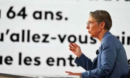 Retraites : sur France 2, Elisabeth Borne s’affirme « à l’écoute » des critiques mais assure que « cette réforme, elle se fera »