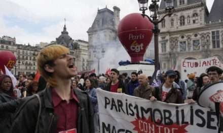 Retraites : l’intersyndicale espère une mobilisation massive le 1er-Mai, des perturbations prévues dans le transport aérien