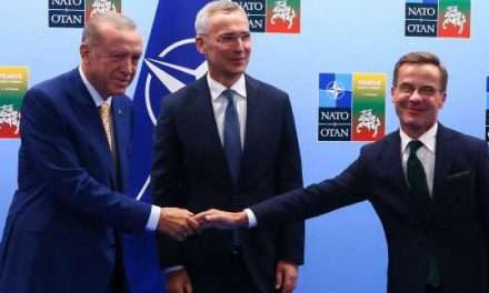 OTAN : la Turquie donne son accord à l’adhésion de la Suède