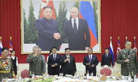 Guerre en Ukraine, en direct : Kim Jong-un est prêt à rencontrer Poutine afin d’échanger sur d’éventuelles ventes d’armes à la Russie, affirme la Maison Blanche